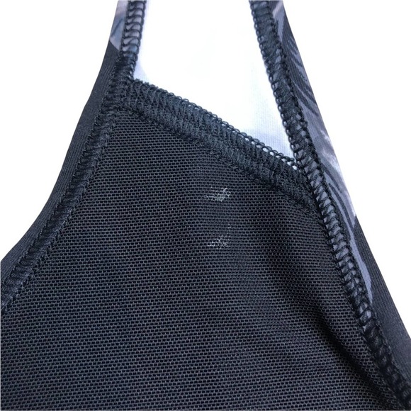 Victoria’s Secret Pink Sports Bra Set of 2 Ultimate Floral Tropical Print Size M - Picture 10 of 10